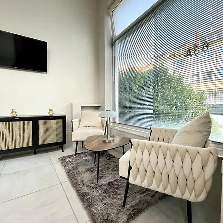 1 Apartment